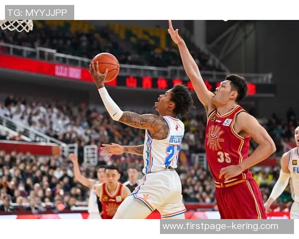 2019年CBA山东队与江苏队激战回顾精彩瞬间与赛场亮点分析