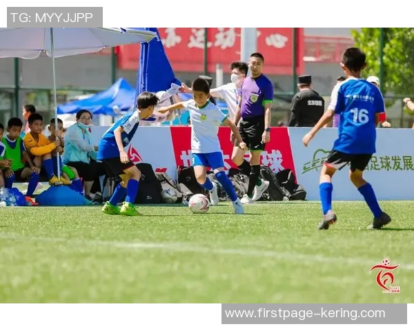 多拉多斯迎战墨西哥美队精彩对决展现足球魅力与激情