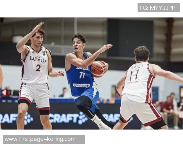 意大利U18青年队迎战拉脱维亚全力争胜展现青春风采 意大利U18青年队迎战拉脱维亚全力争胜展现青春风采